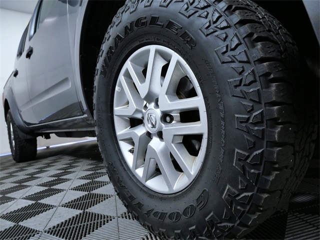 Certified 2017 Nissan Frontier SV with VIN 1N6DD0EV1HN707596 for sale in Apple Valley, Minnesota