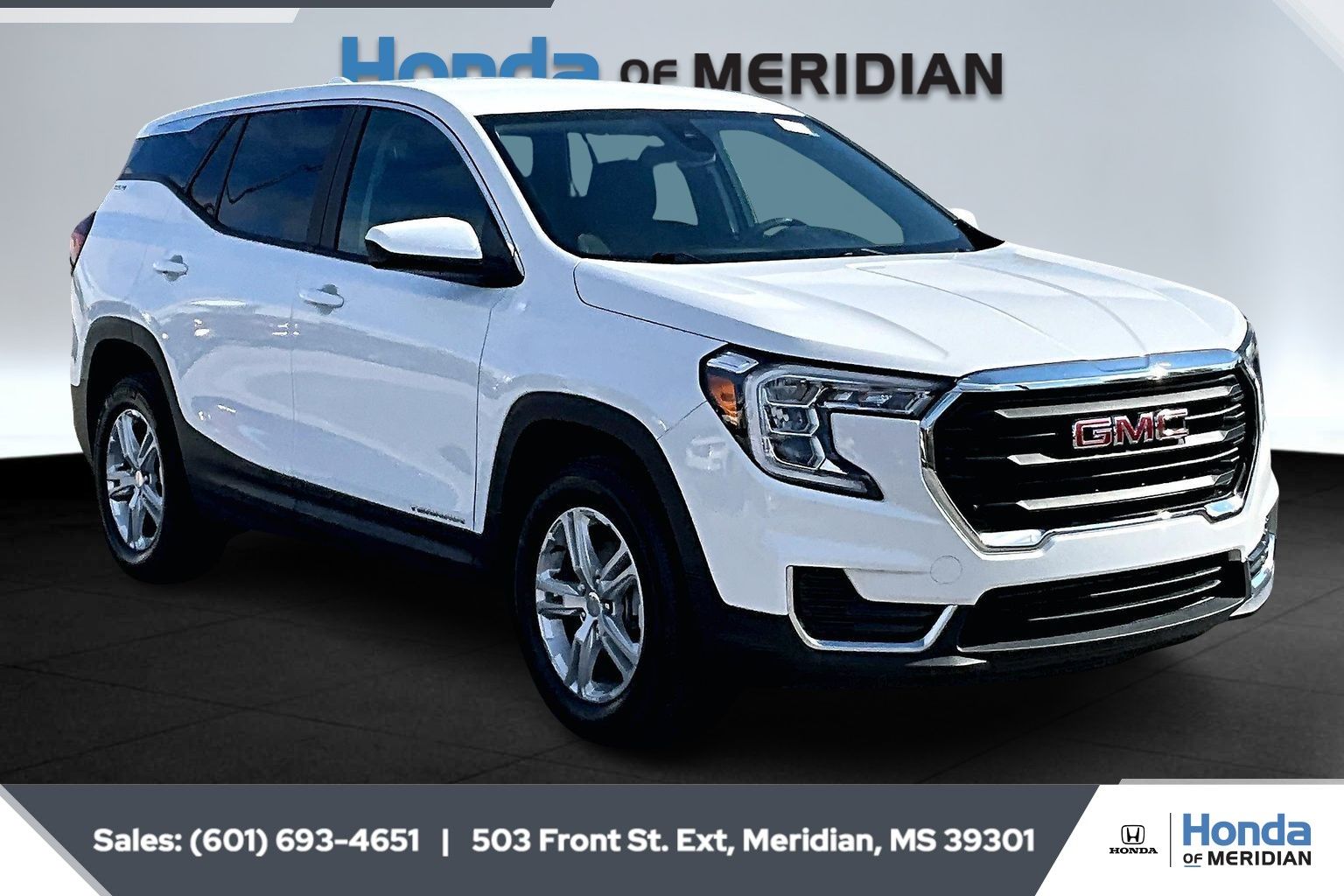 2023 GMC Terrain SLE's photo