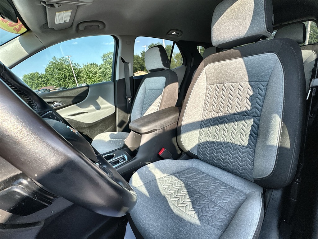 2022 Chevrolet Equinox LT photo 12