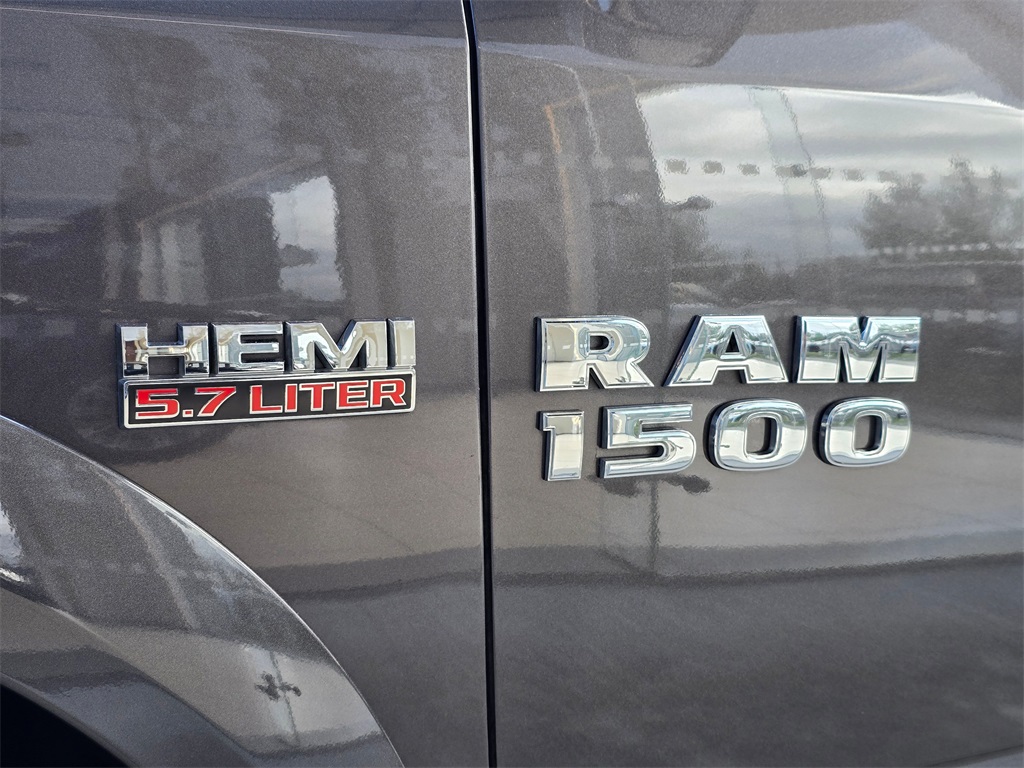 2015 Ram 1500 Laramie photo 9