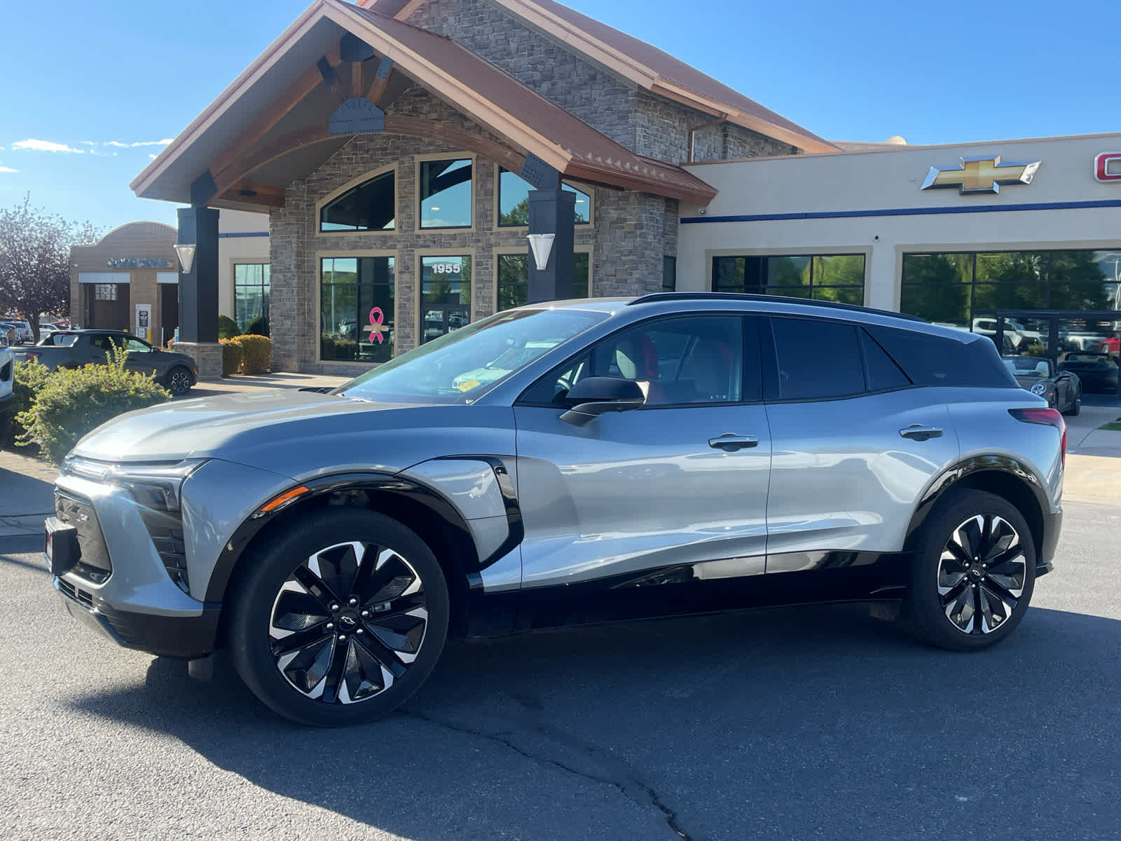 2024 Chevrolet Blazer EV RS photo 2