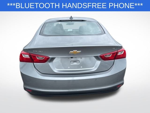 2024 Chevrolet Malibu 1LT photo 2