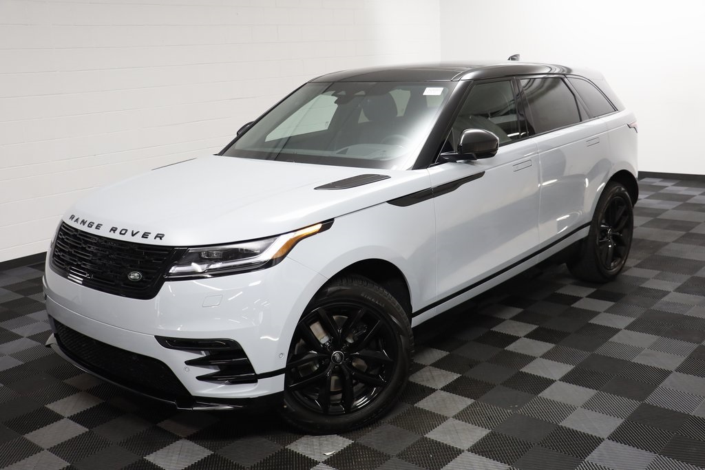 2026 Land Rover Range Rover Velar SE photo 2