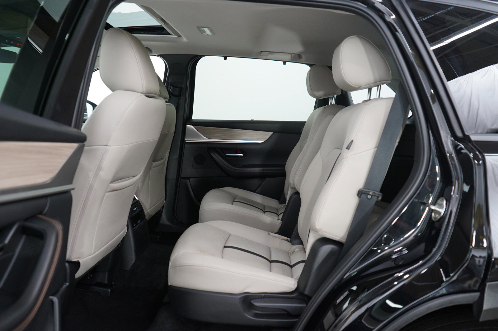 2024 Mazda CX-90 Preferred photo 18
