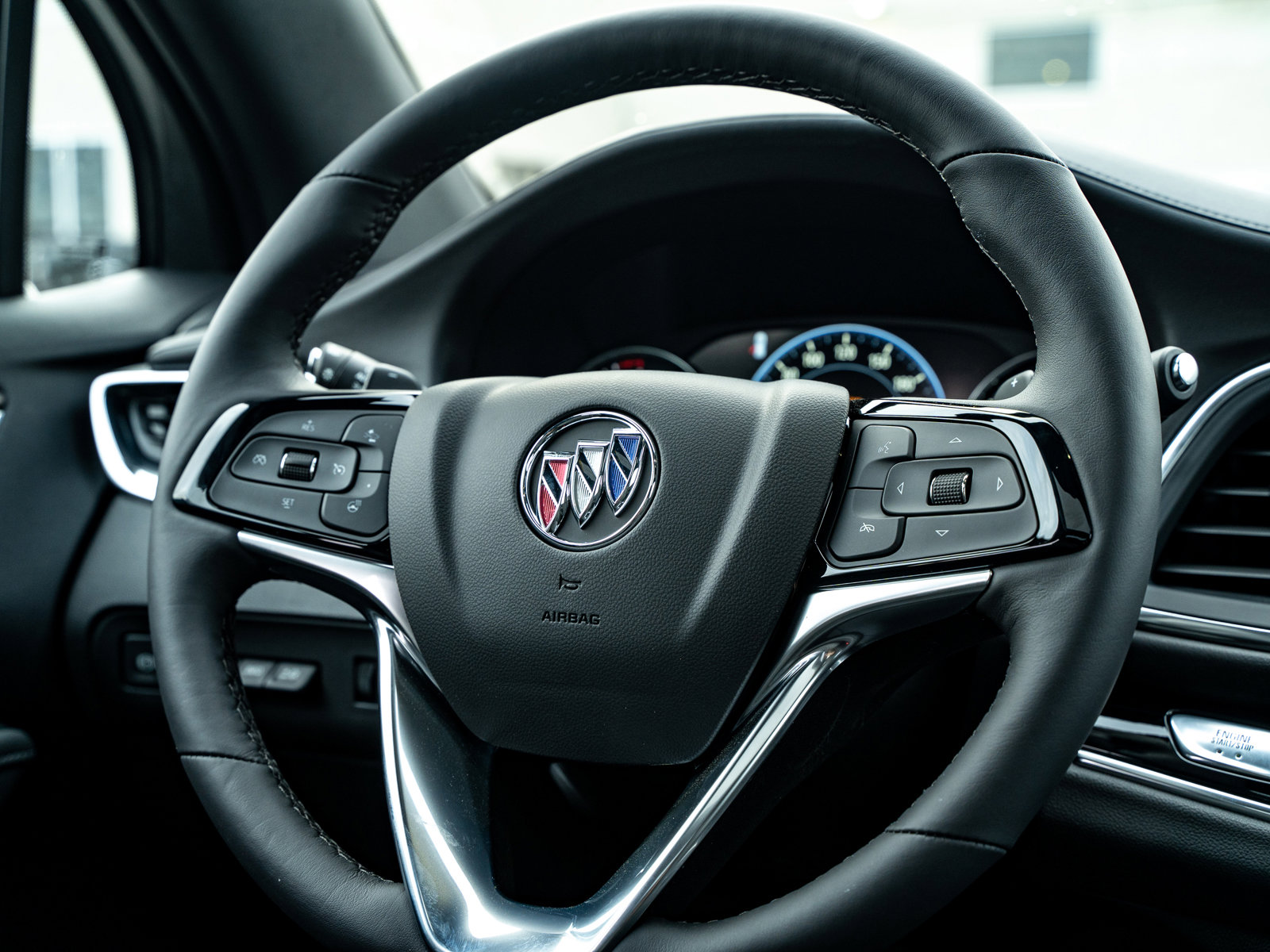 New 2024 Buick Enclave Avenir Sunroof Heated & Cooled Front Seats