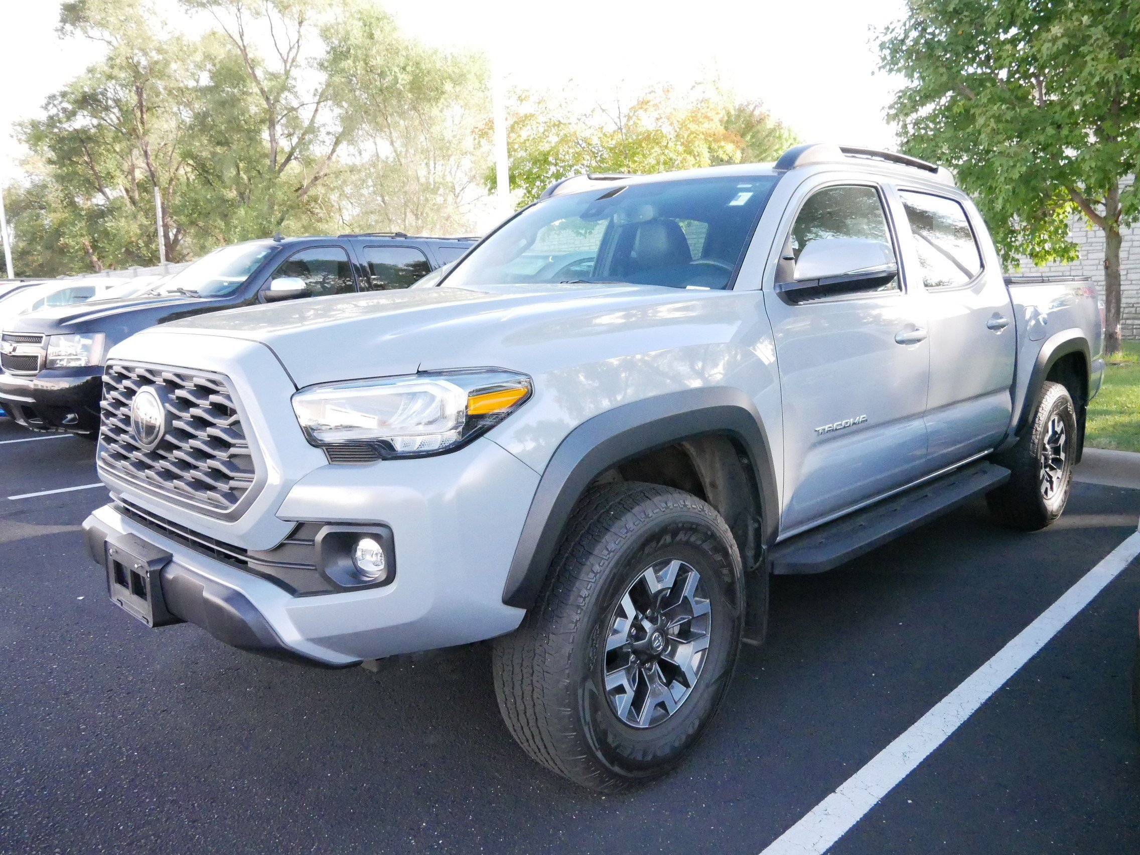 Used 2021 Toyota Tacoma TRD Off Road with VIN 3TMCZ5AN3MM425936 for sale in Brooklyn Center, Minnesota