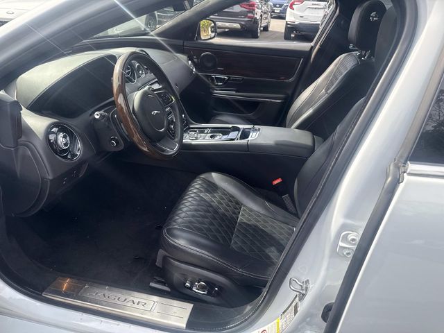 2019 Jaguar XJ Supercharged photo 19