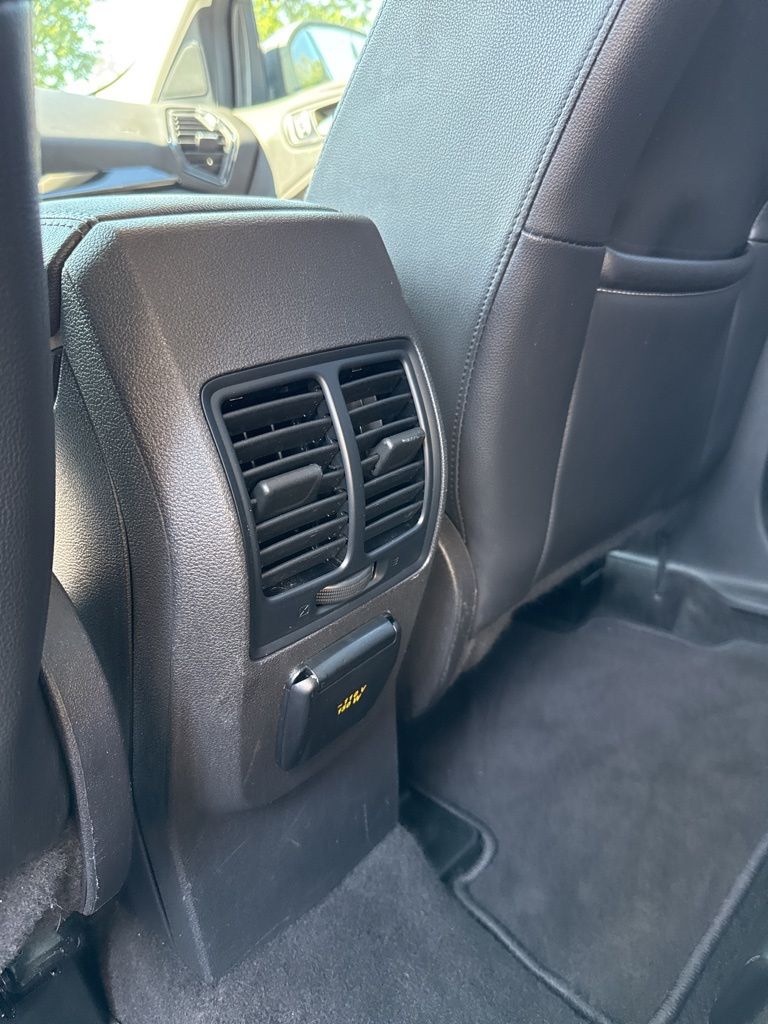 2019 Ford Escape Titanium photo 18