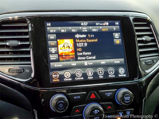 2022 JEEP GRAND CHEROKEE - Image 19