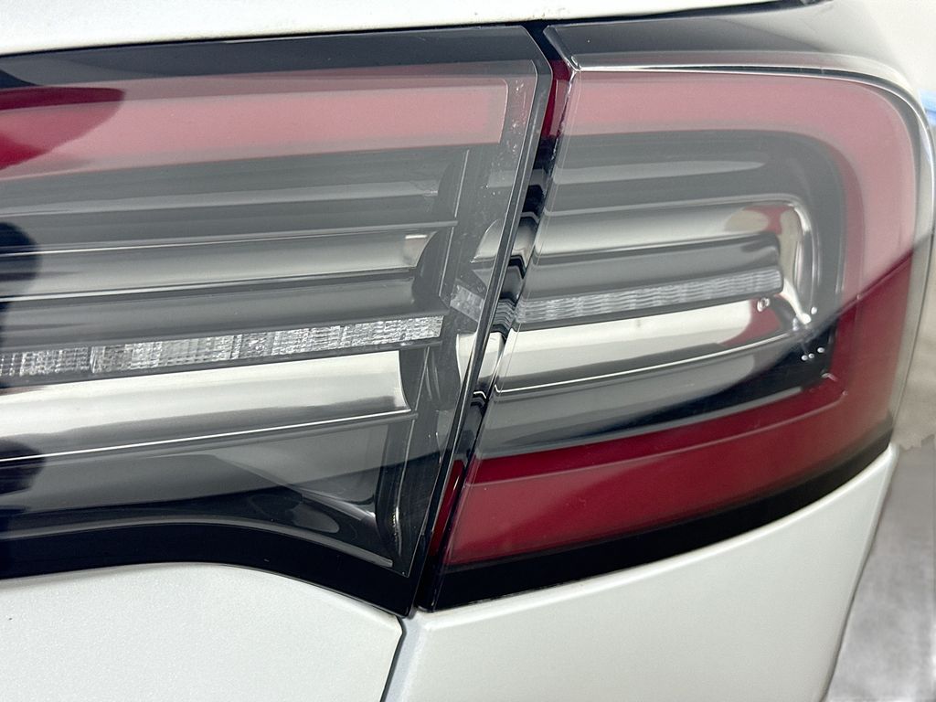 2020 Tesla Model 3 Standard Range Plus photo 25