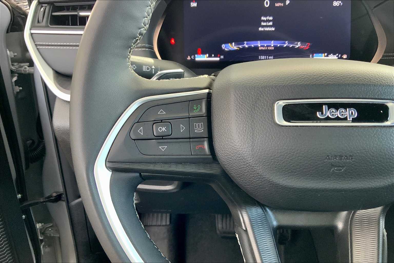 2024 Jeep Grand Cherokee Laredo X photo 21
