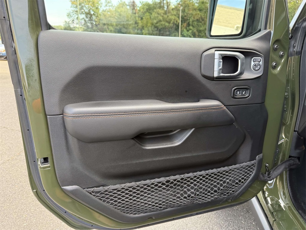 2021 Jeep Gladiator Mojave photo 24