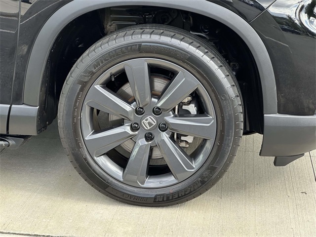 2023 Honda Pilot Sport photo 5