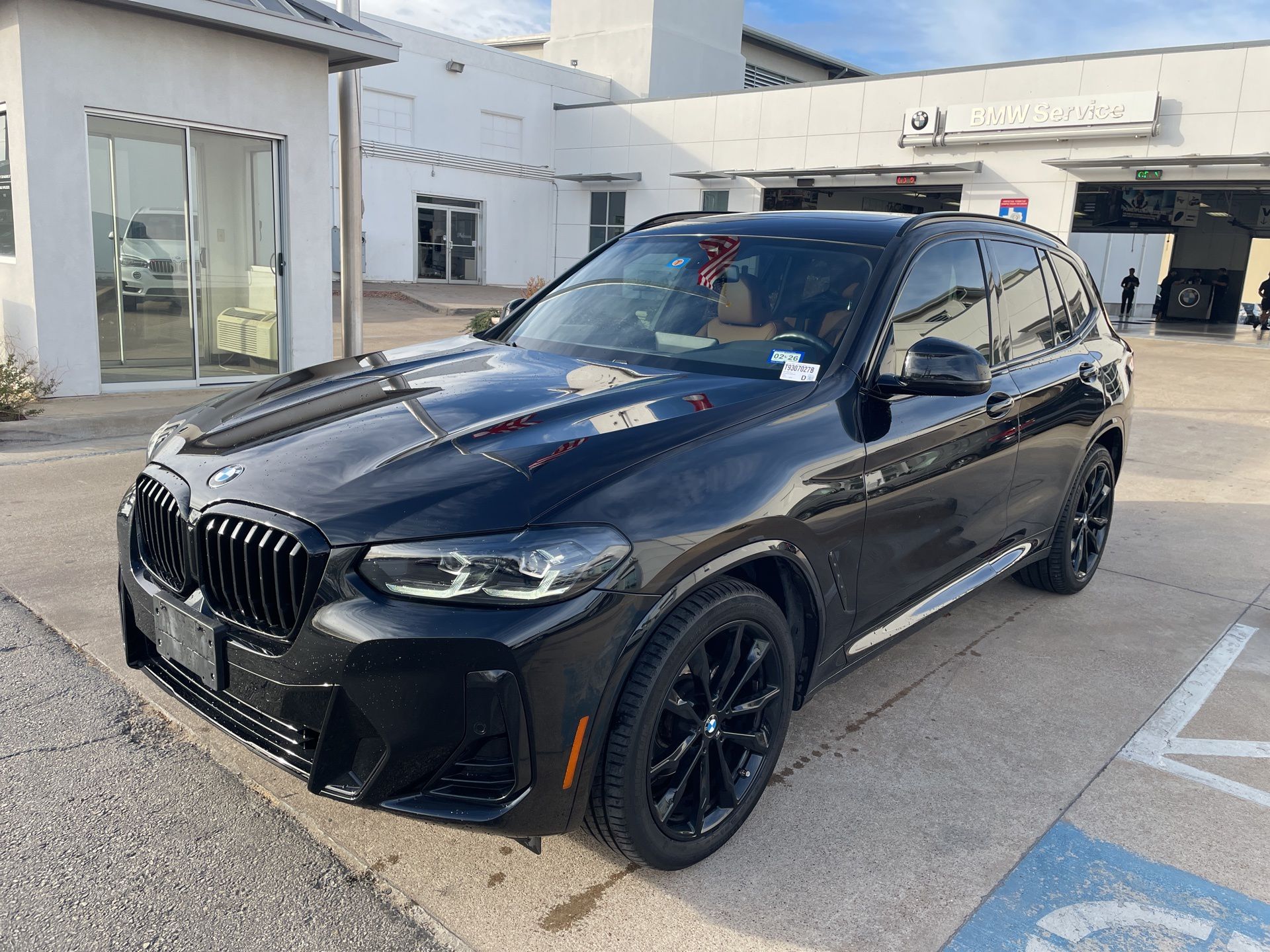 2023 BMW X3 30i's photo
