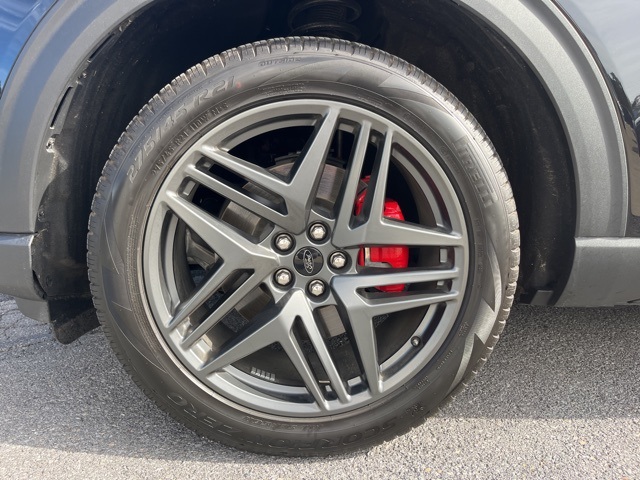 2025 Ford Explorer ST-Line photo 10