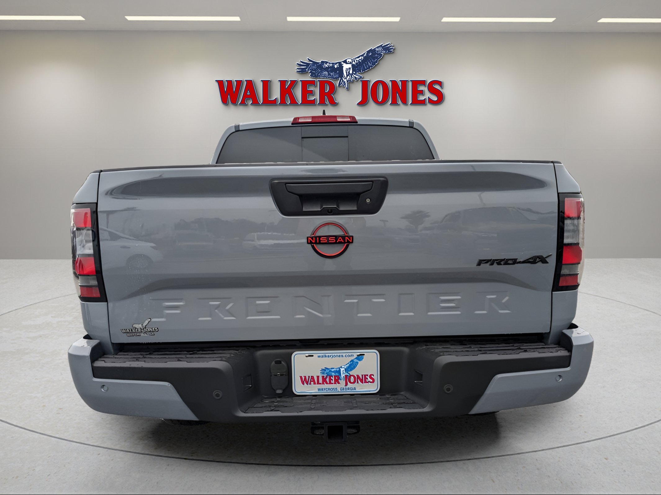 2024 Nissan Frontier photo 4