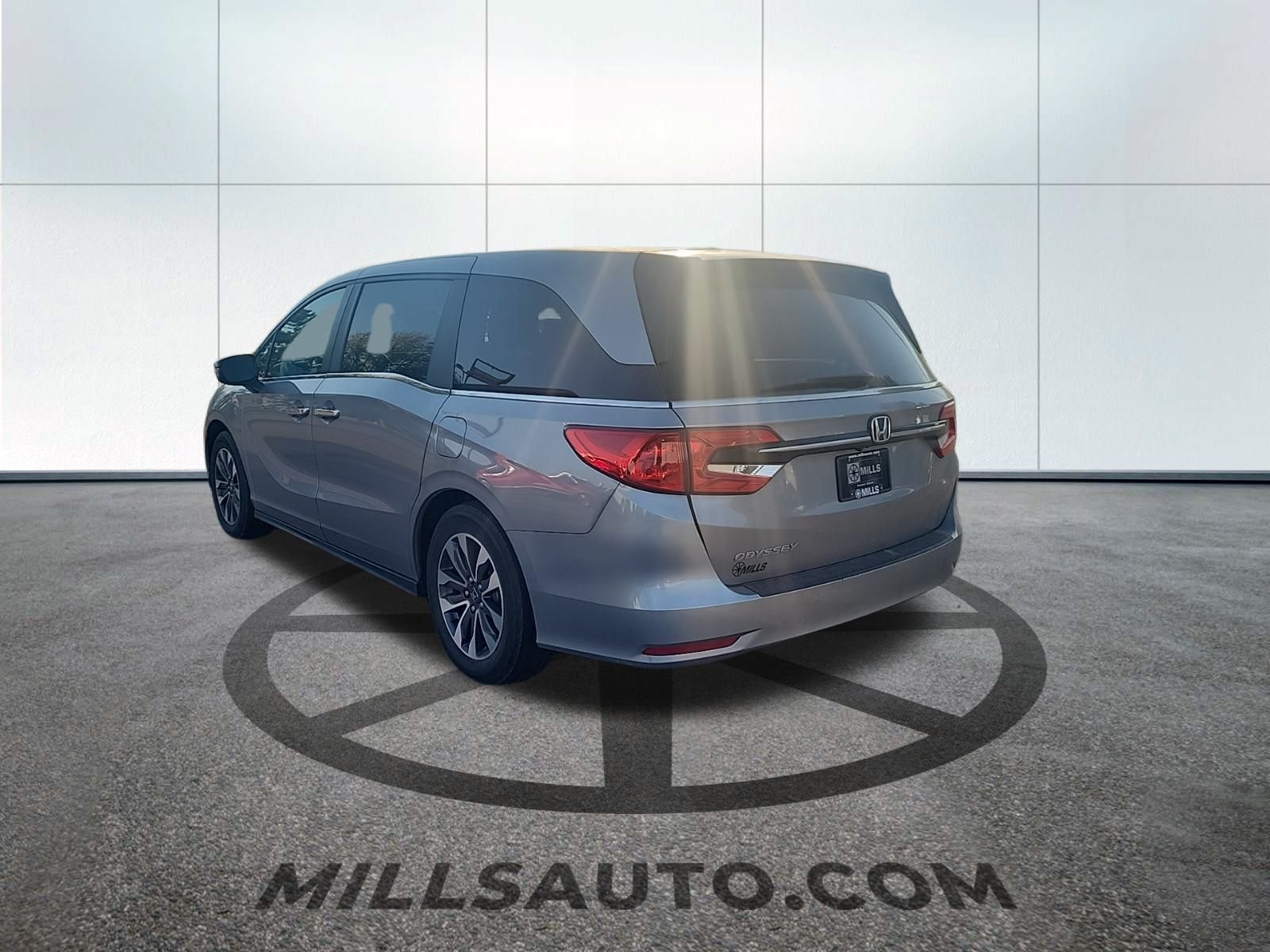 2023 Honda Odyssey EX-L photo 4