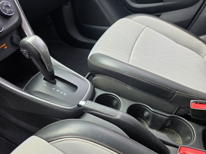 2020 Chevrolet Trax LT photo 21
