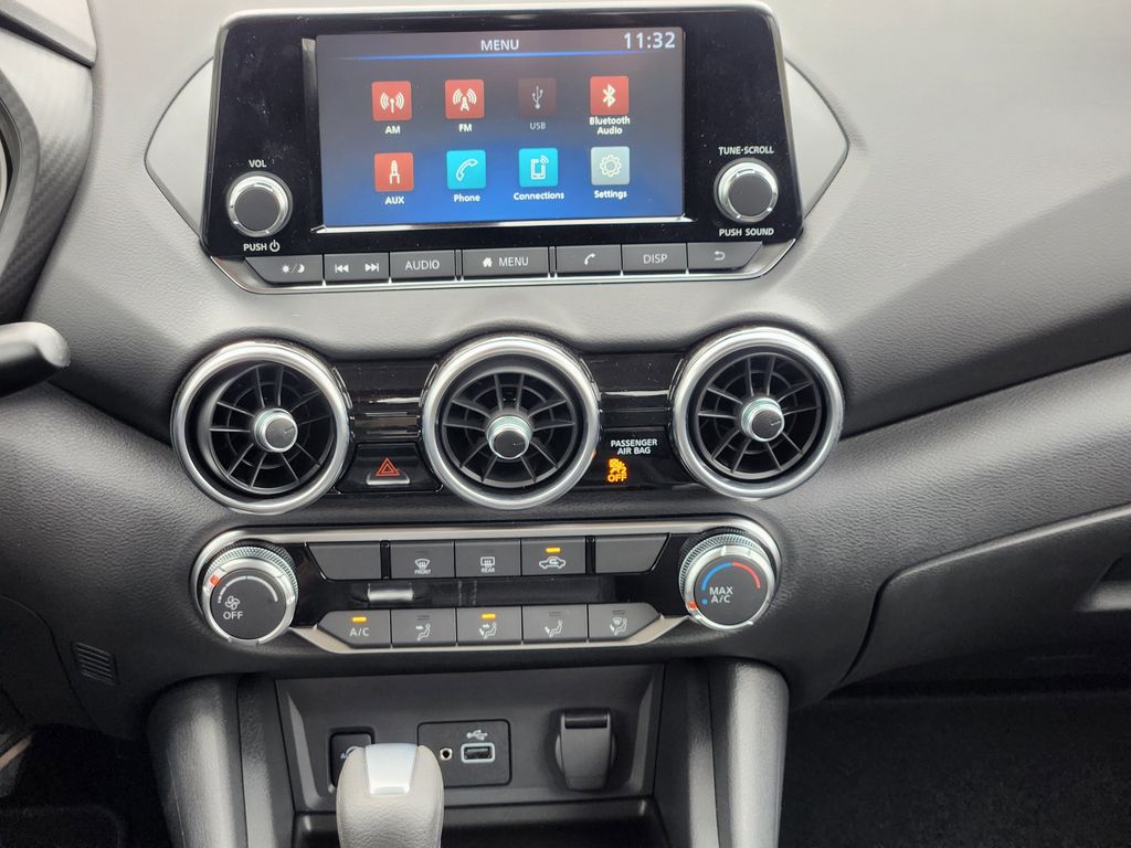 2025 Nissan Sentra S photo 21
