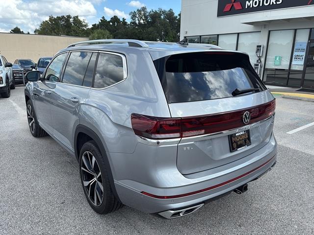 2026 Volkswagen Atlas SEL Premium R-Line photo 4