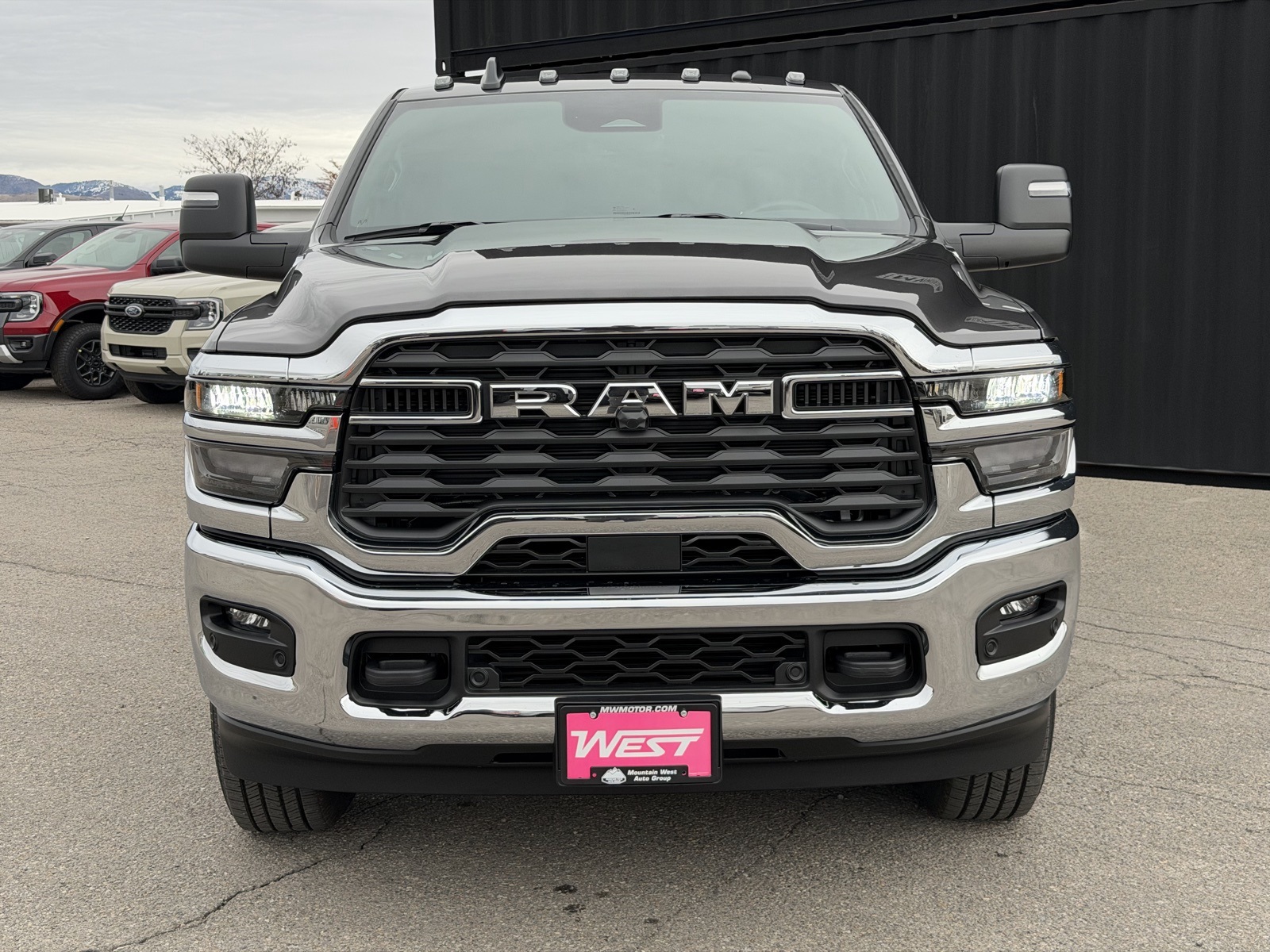 2026 Ram 3500 Tradesman photo 2