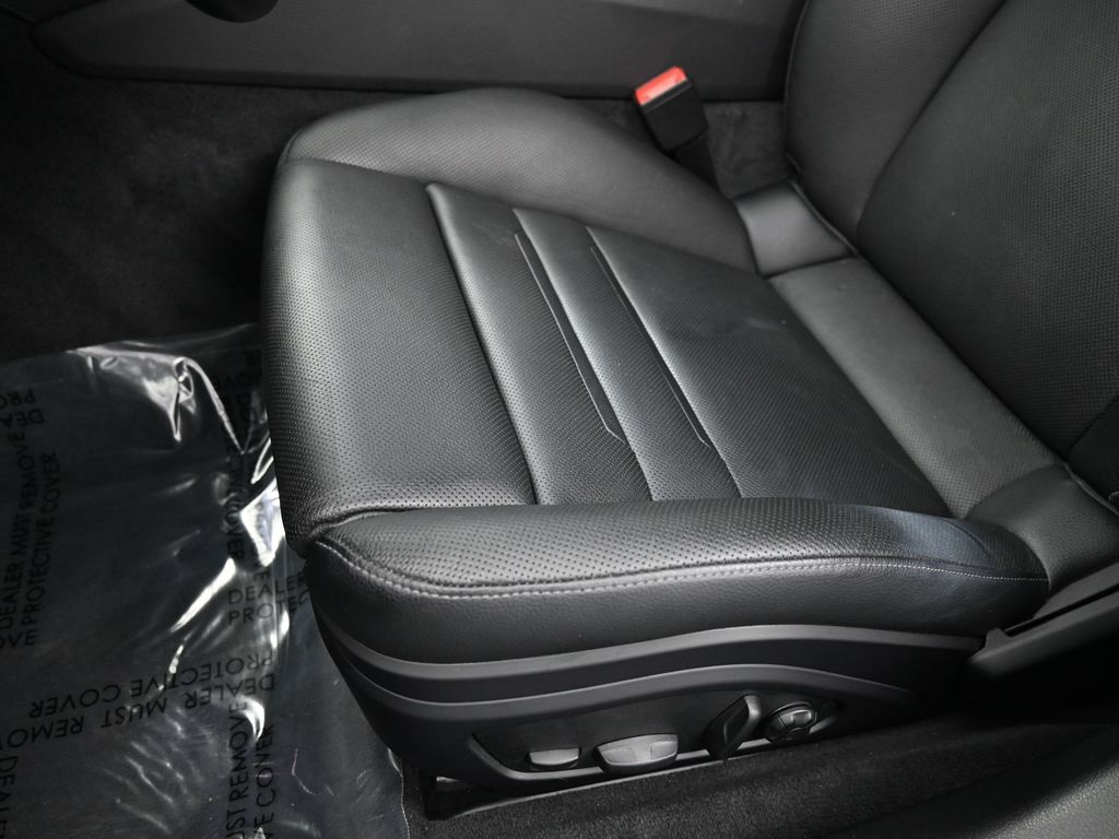 2022 Porsche Panamera E-Hybrid 4 photo 20
