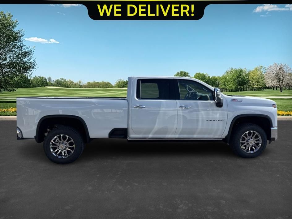 2026 Chevrolet Silverado 3500HD LTZ photo 7
