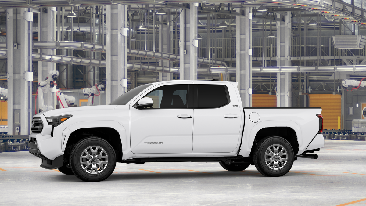 2025 Toyota Tacoma SR5 4x4 Double Cab photo 3