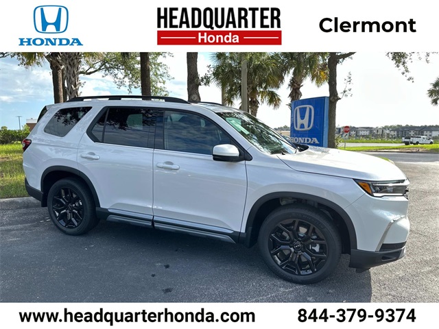 2025 Honda Pilot Touring's photo