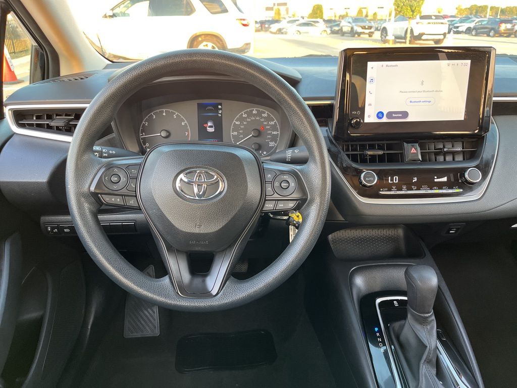 2023 Toyota Corolla LE photo 15