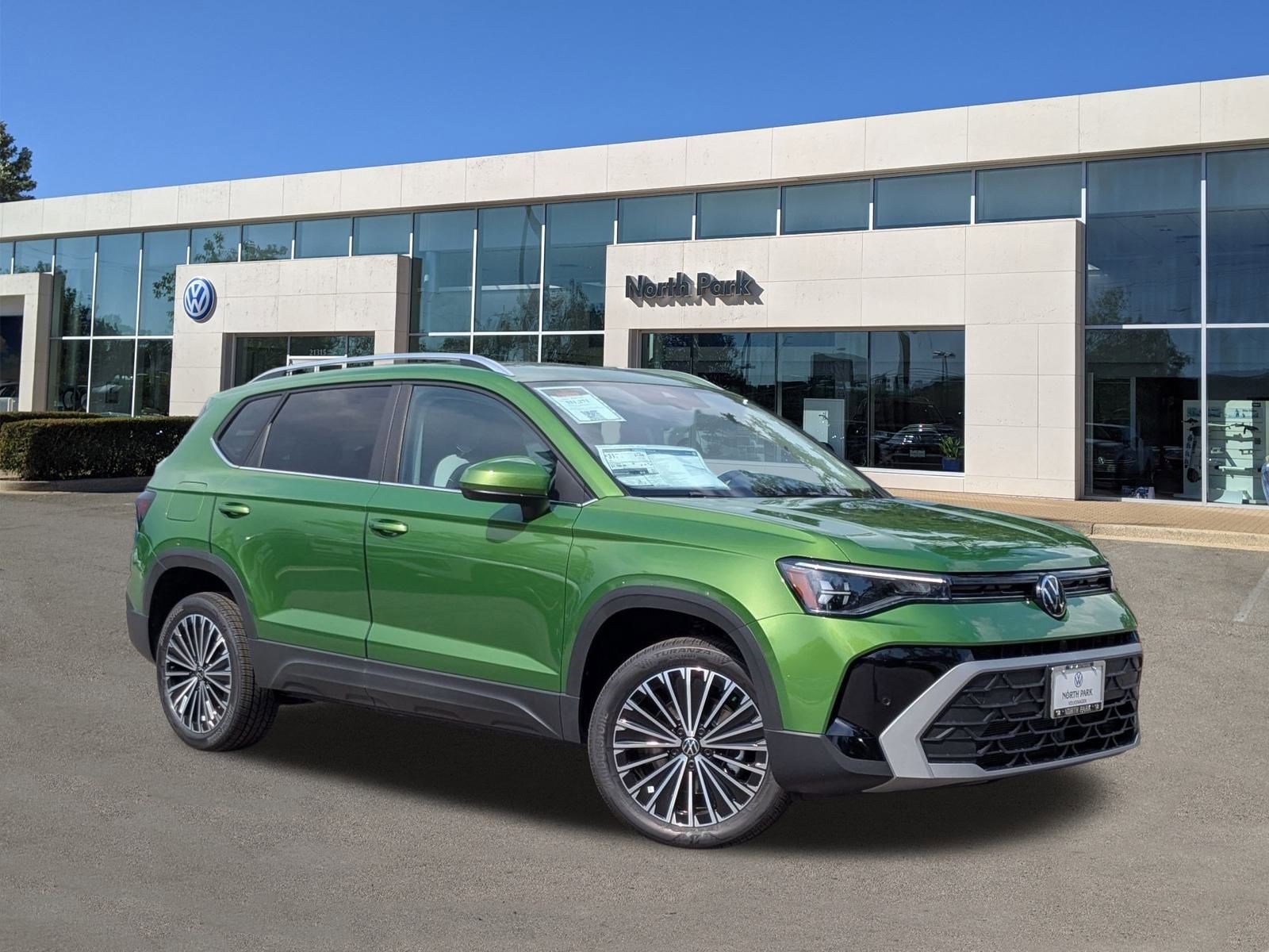 2025 Volkswagen Taos SE's photo