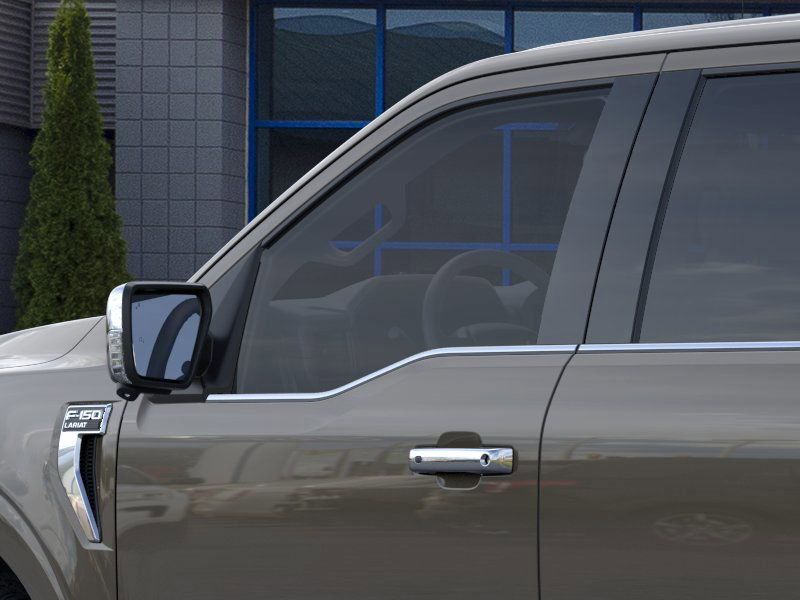 2025 Ford F-150 Lariat photo 17