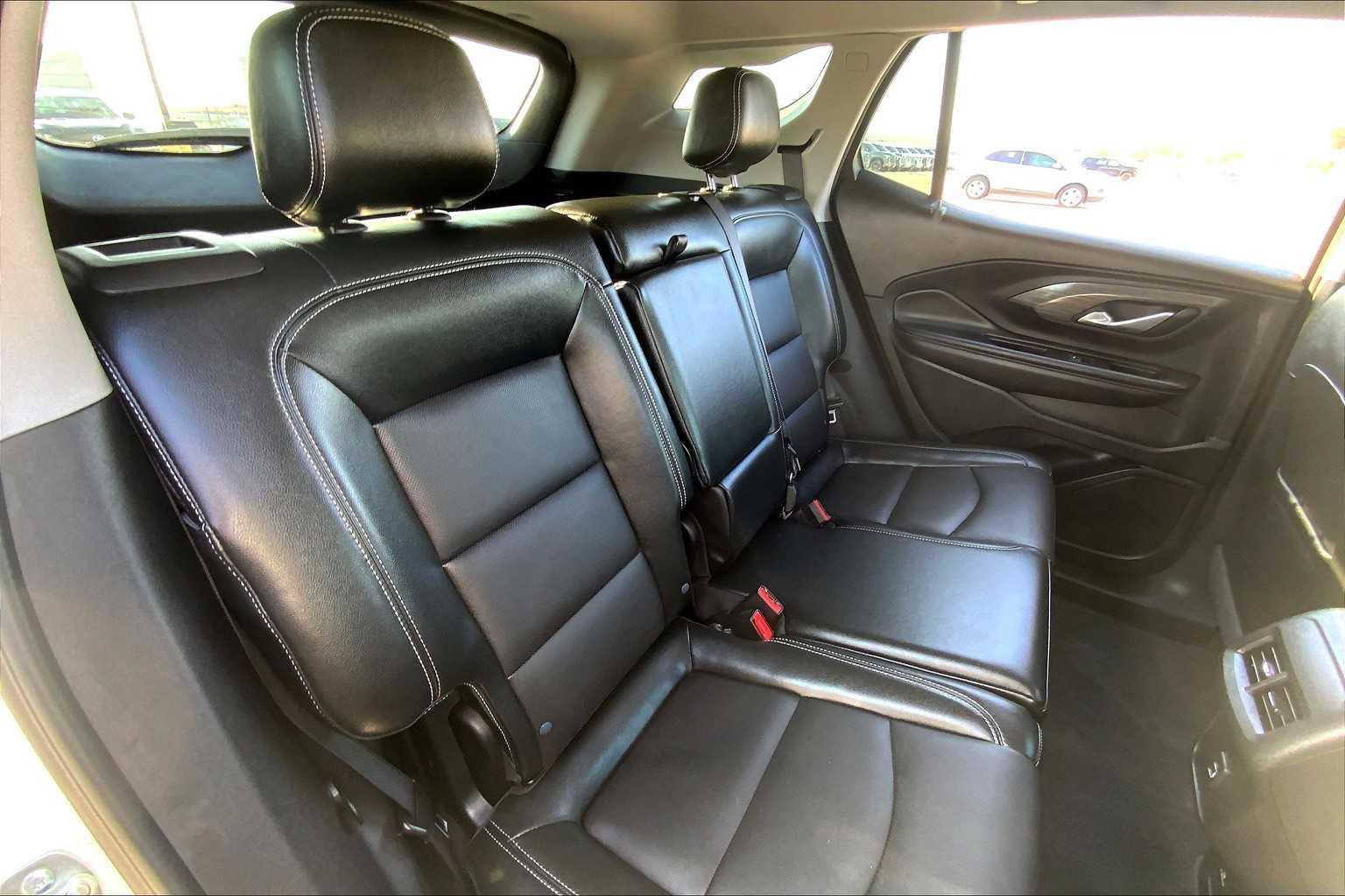 2024 Gmc Terrain SLT photo 17