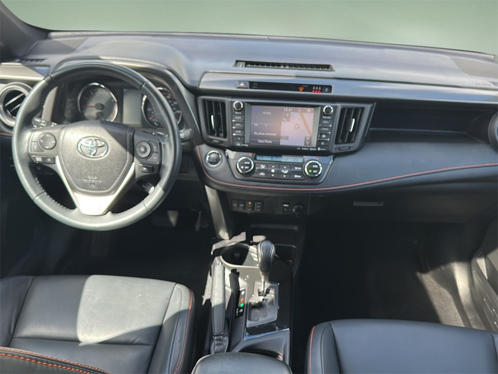 2017 Toyota RAV4 SE photo 13