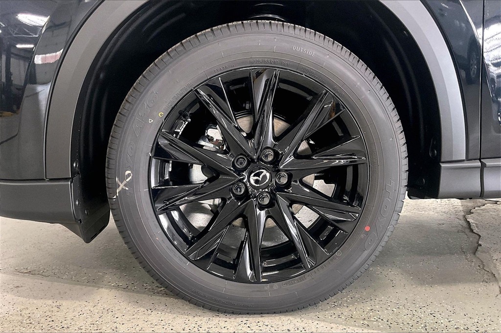 2025 MAZDA CX-5 - Image 11