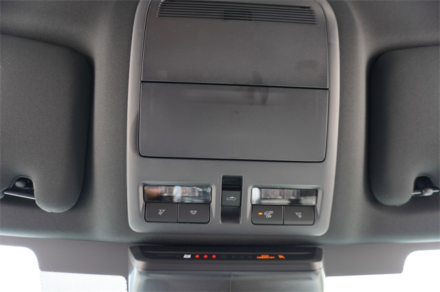 2025 Mazda CX-70 Plug-in Hybrid Premium Plus photo 10