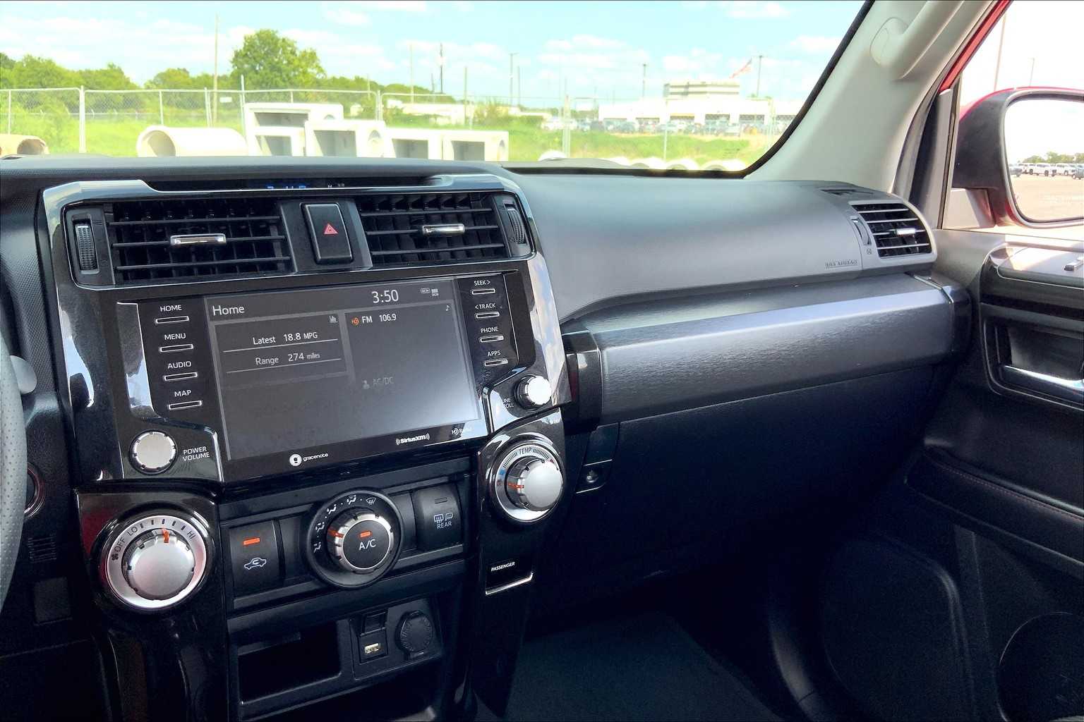 2024 Toyota 4Runner TRD photo 32