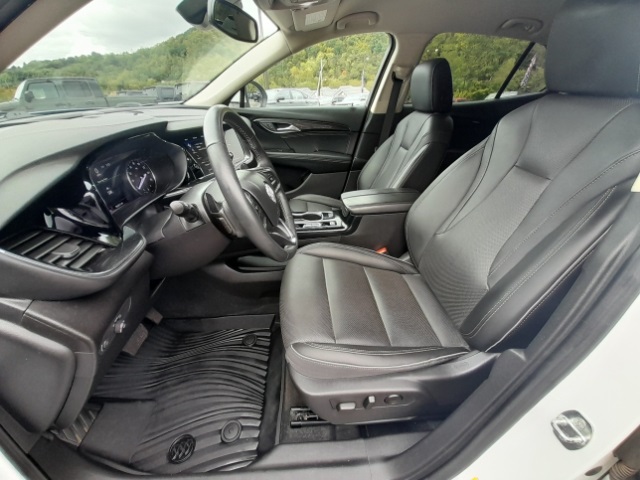 2022 Buick Envision Essence photo 35