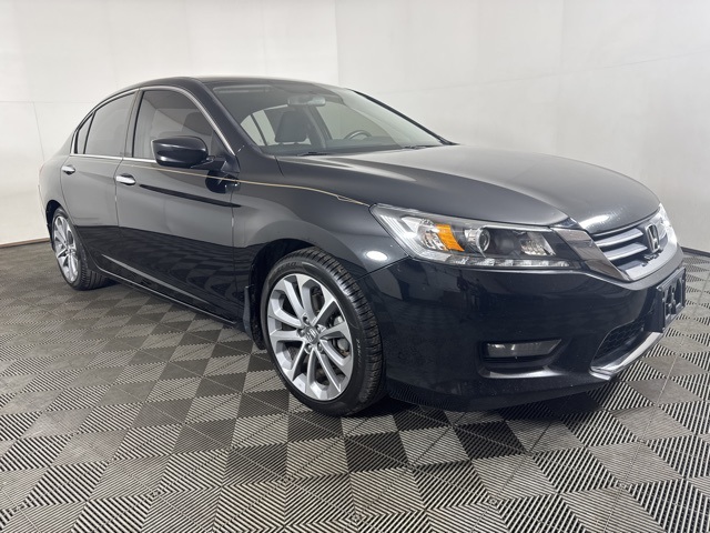 2015 Honda Accord Sport's photo