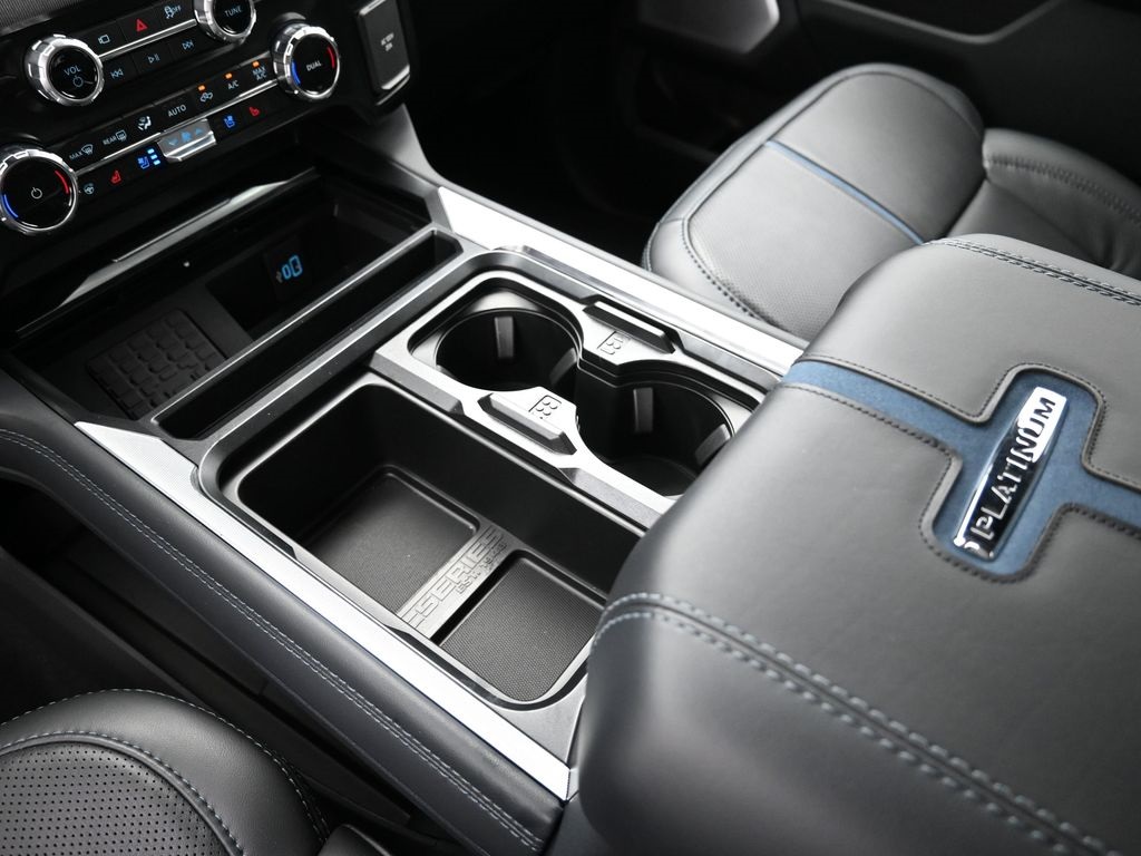 2026 Ford F-250 Platinum photo 18