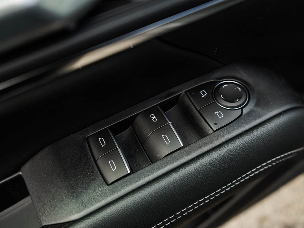 2026 Gmc Terrain Denali photo 14