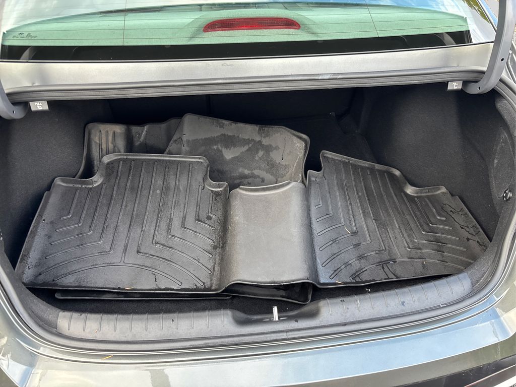 2024 Hyundai Elantra SEL Convenience photo 11