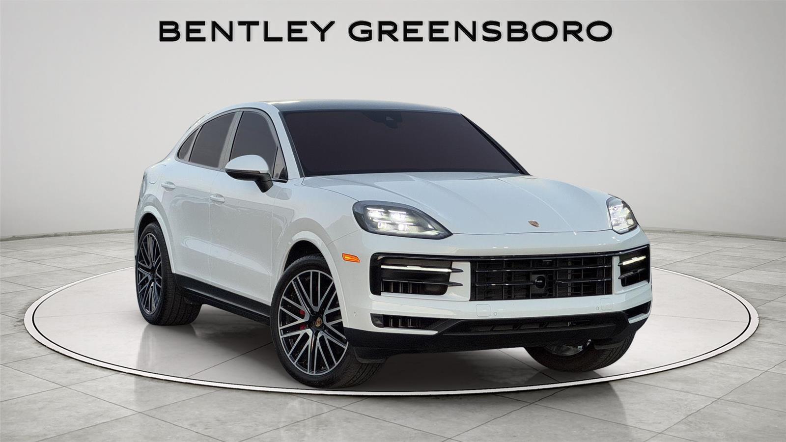 2025 Porsche Cayenne Coup Base's photo