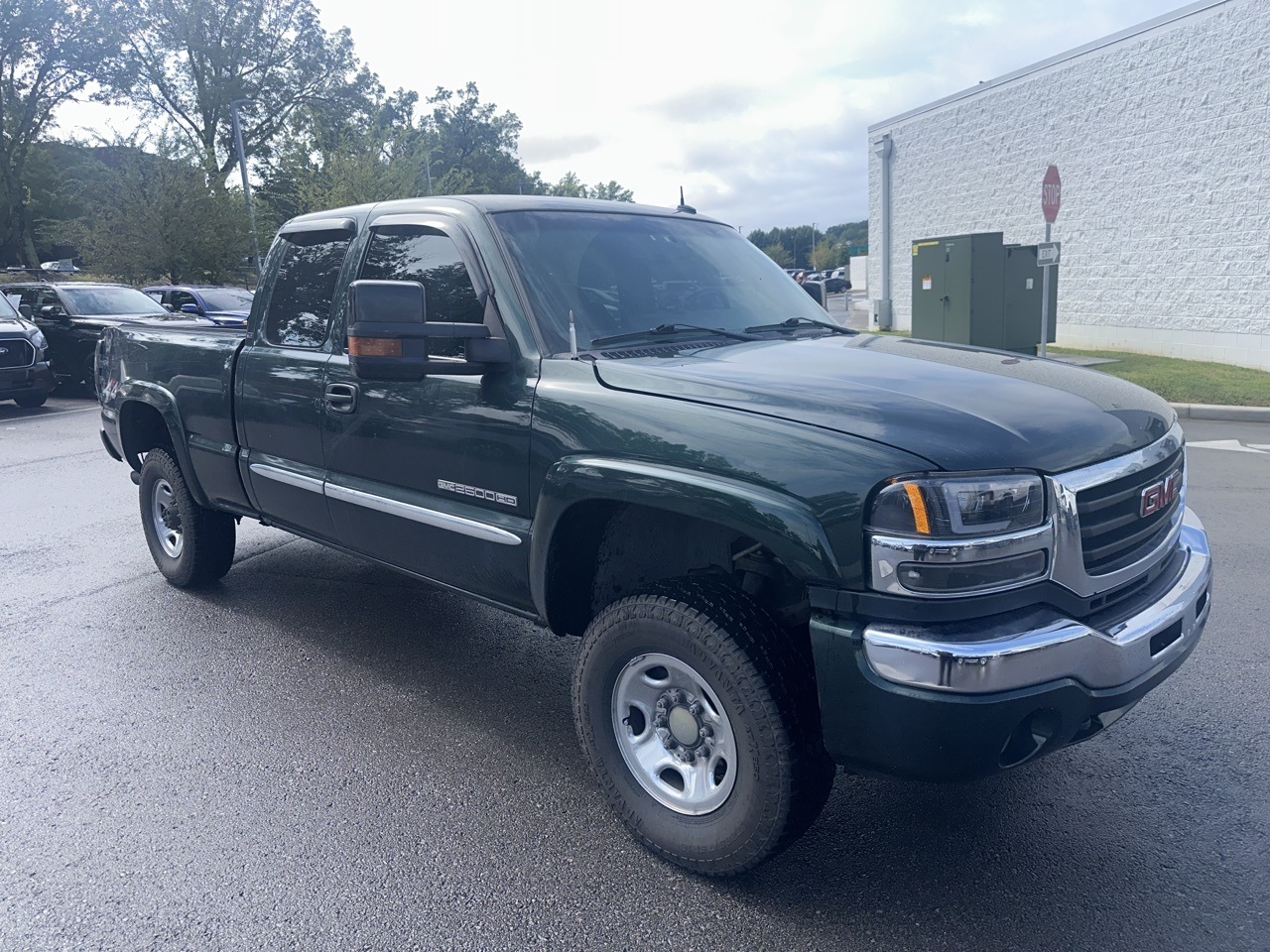 2003 Gmc Sierra SLT photo 3