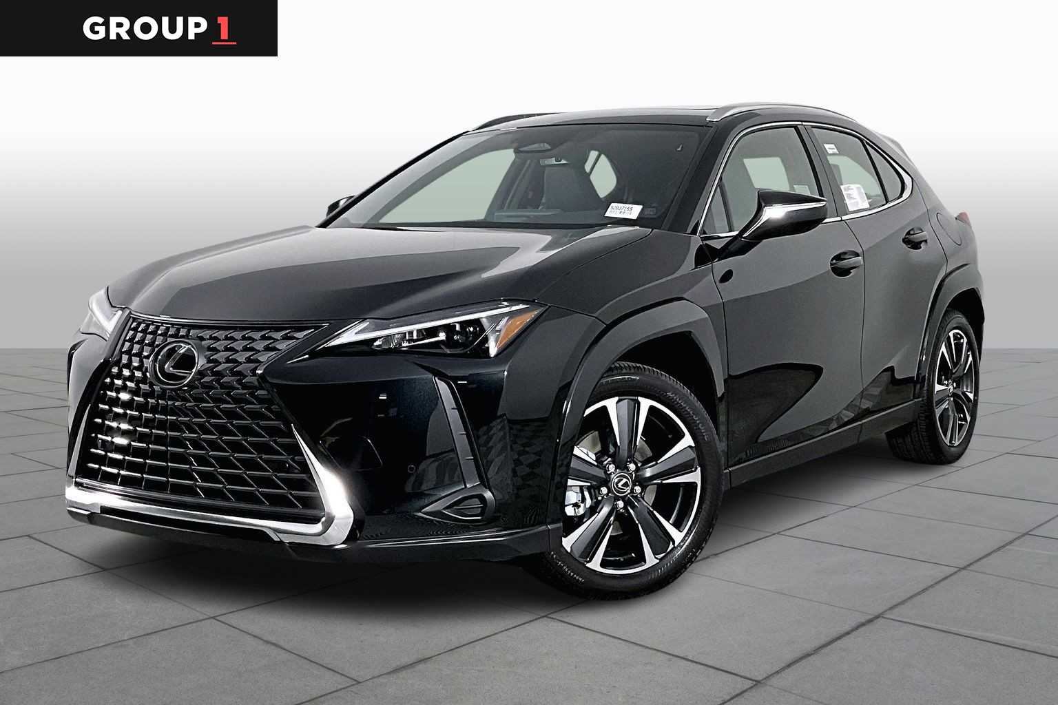 2025 Lexus UX Hybrid 300h Premium's photo