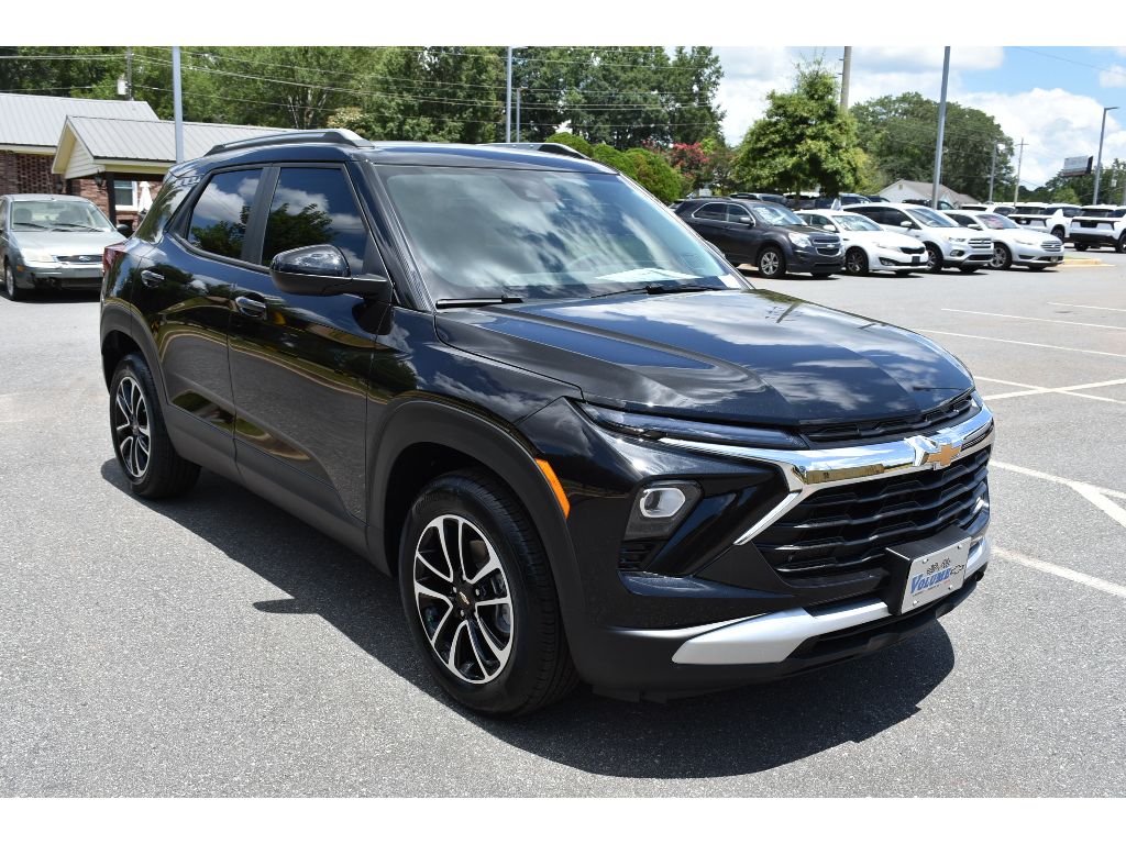 2025 Chevrolet Trailblazer LT photo 6