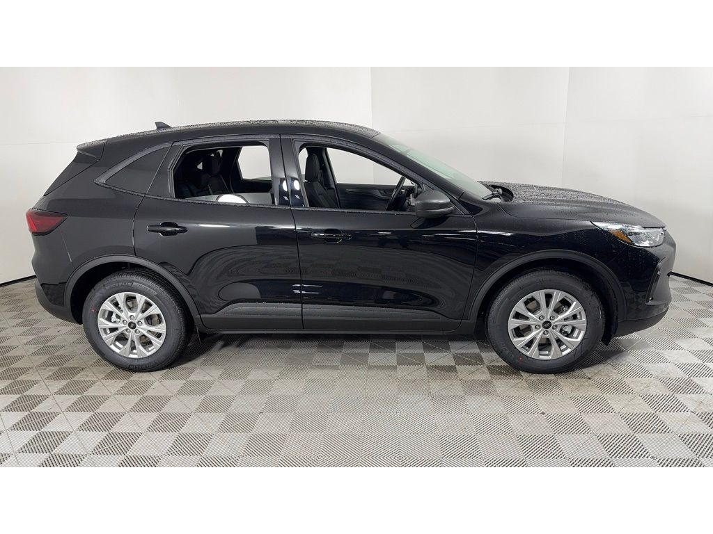 2025 Ford Escape Active photo 3