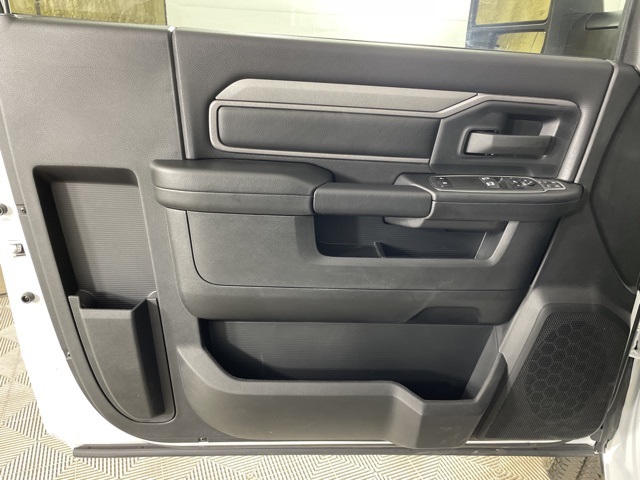 2024 Ram 2500 Tradesman photo 14