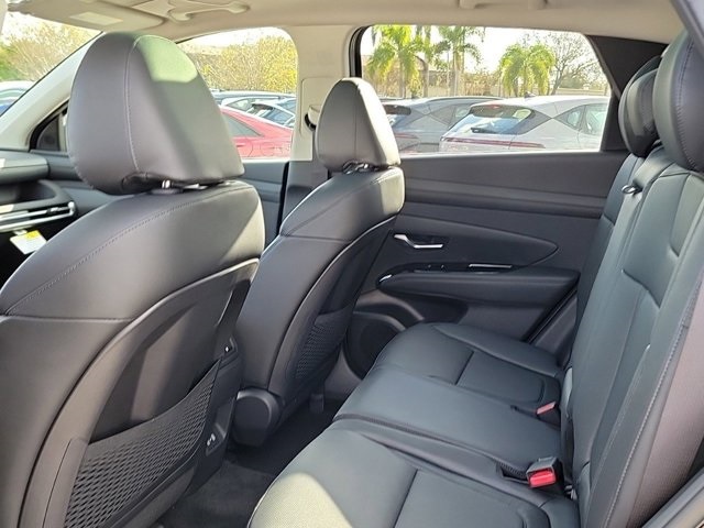 2025 Hyundai Tucson Limited photo 11