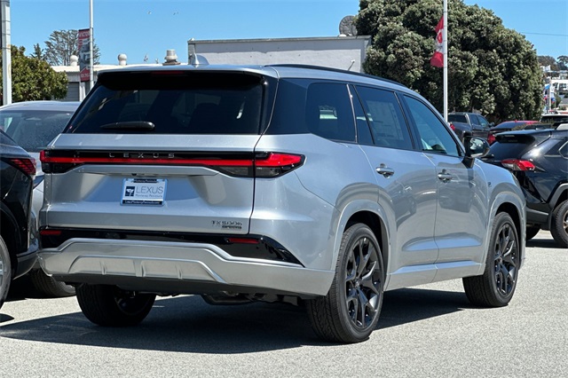 2025 Lexus TX 500h F SPORT Performance Premium photo 5